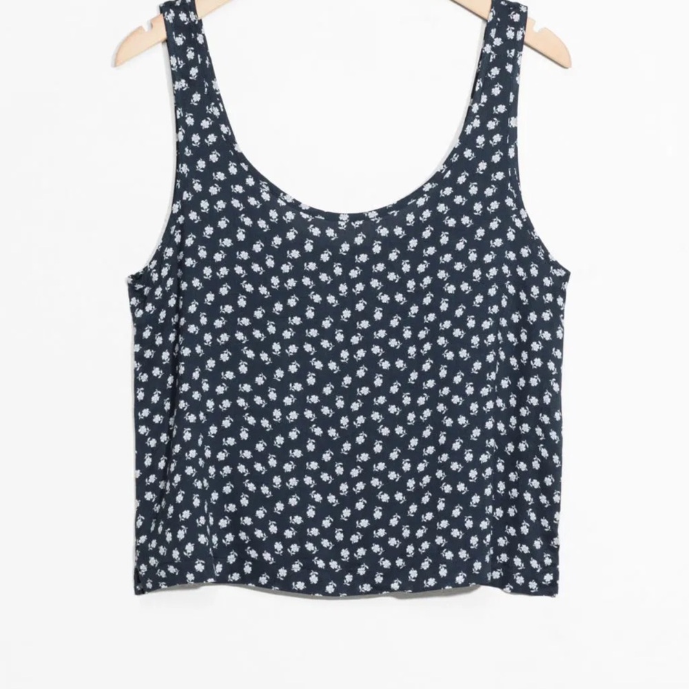 & OTHER STORIES Hibiscus Flower
Print Tank in Blue